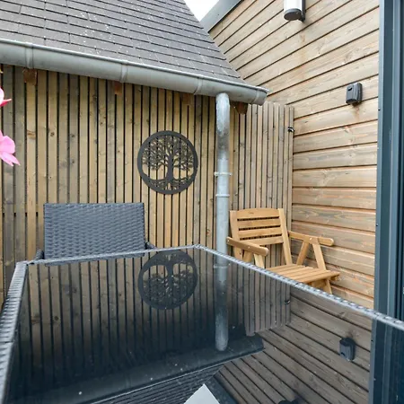 Zen - Maison Pour 2 Avec Piscine Partagee Ferienhaus *