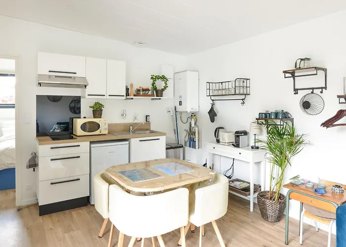 Dom wakacyjny Zen - Maison Pour 2 Avec Piscine Partagee *